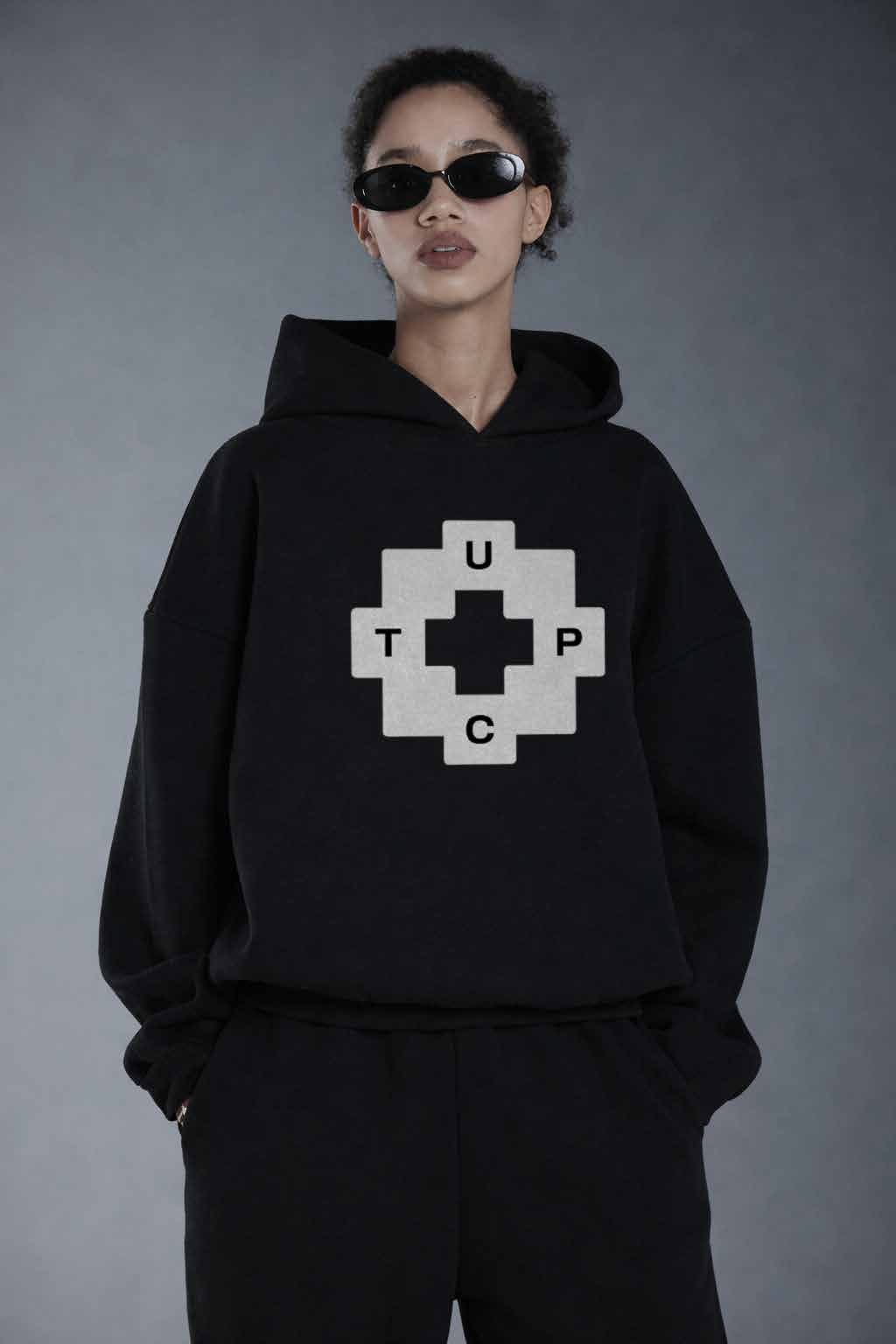 Sudadera Negra Logo Cruz